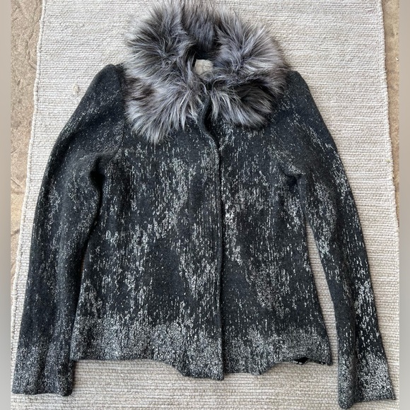 Chicos Gray Wool Faux Fur Collared Cardigan Sweater - Picture 1 of 9